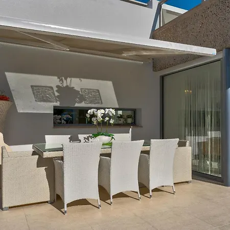 فيلة El Duque Private Lux