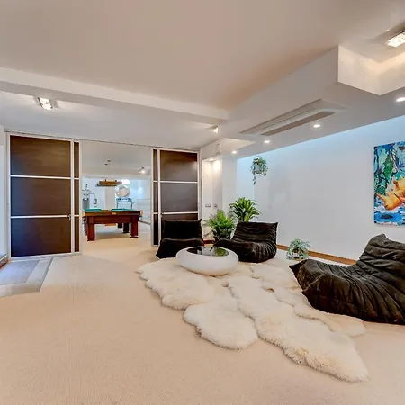 El Duque Private Lux *