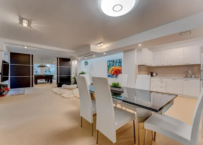 El Duque Private Lux *