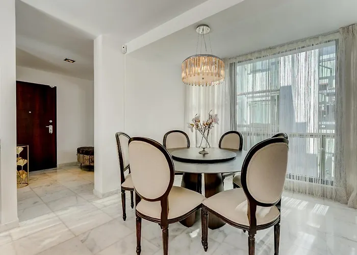 El Duque Private Lux