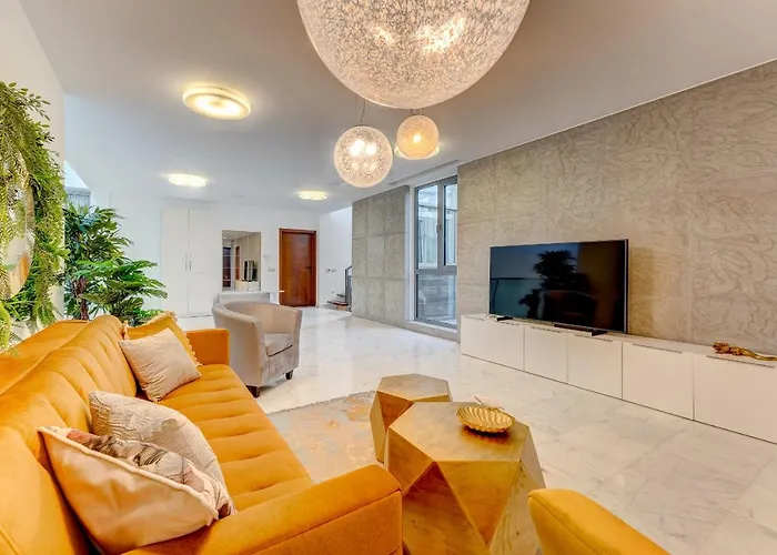 El Duque Private Lux Willa *