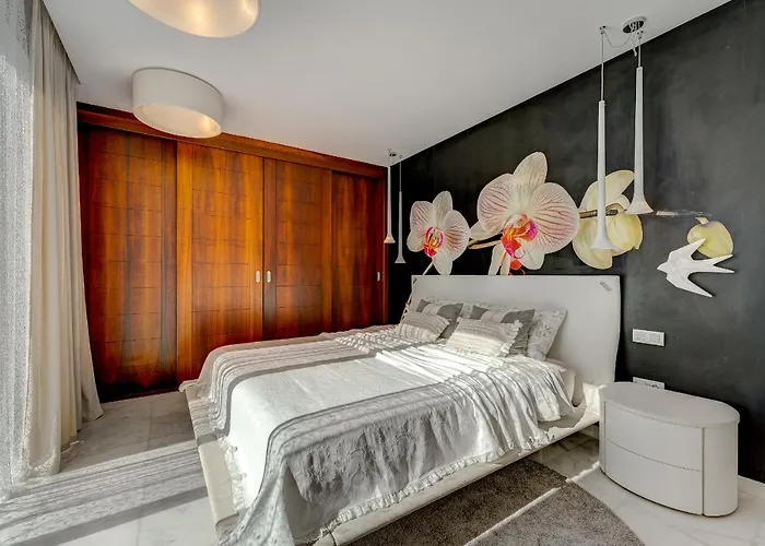 El Duque Private Lux