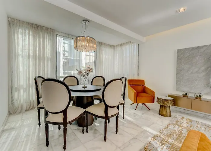 ヴィラ El Duque Private Lux *