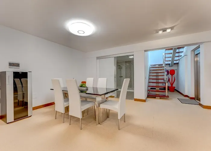 El Duque Private Lux * アデヘ