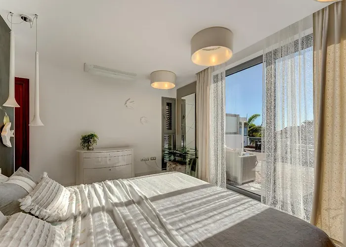 El Duque Private Lux * アデヘ