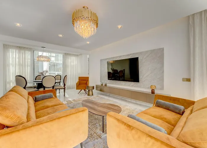 ヴィラ El Duque Private Lux アデヘ